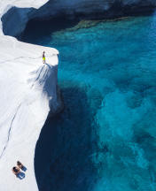 Sarakiniko Beach