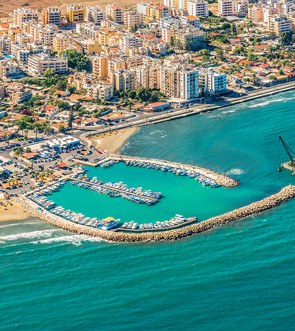 Ταξίδεψε στη Λάρνακα με την SKY express | SKY express